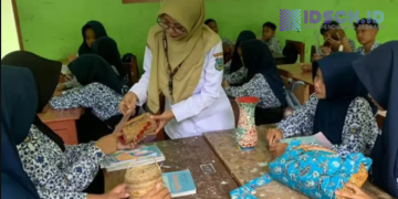 Lewat “Nano Banana”, SMPN 4 Pacitan Ubah Matematika Jadi Pelajaran yang Menyenangkan
