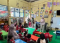 Mahasiswa BBK 7 UNAIR Edukasi Kesehatan Gigi Anak PAUD Melati 3