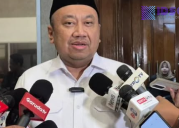 Miris Guru Honorer Hanya Menerima Gaji Rp 250 Ribu, Sebut Komisi X DPR