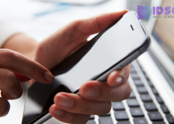 Bukan Soal “HP Haram di Sekolah”, Pengaturan Gawai Jadi Kunci Kelas Tetap Fokus