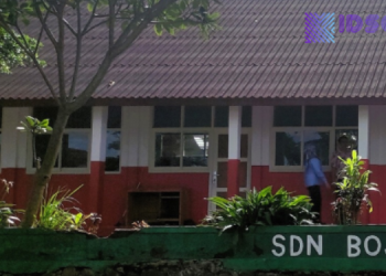 Mendikdasmen Tinjau Revitalisasi Sekolah dan Program Makan Bergizi Gratis di Kabupaten Bogor