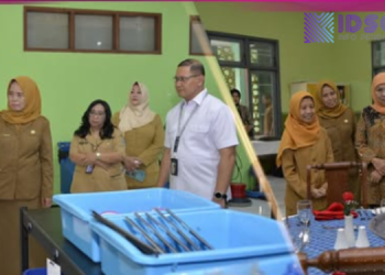 Gubernur Jawa Timur Tinjau Kompetensi Vokasi Unggulan di SMKN 1 Buduran Sidoarjo