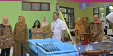 Gubernur Jawa Timur Tinjau Kompetensi Vokasi Unggulan di SMKN 1 Buduran Sidoarjo