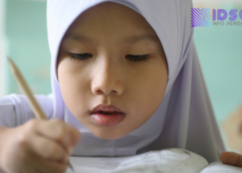 9 Kebijakan Wajib Belajar 13 Tahun