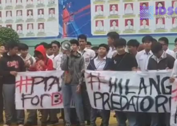 Pelajar SMA di Pasar Rebo Demo Tuntut Keadilan atas Dugaan Pelecehan oleh Oknum Guru