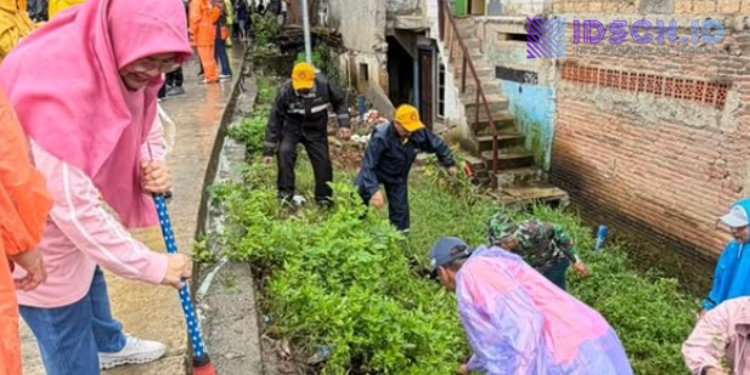 Dinas Pendidikan DKI Jakarta Laksanakan Gerakan Jaga Jakarta Bersih Serentak
