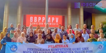Guru Matematika SMK Bertransformasi Jadi Arsitek Lulusan Siap Kerja di Era AI