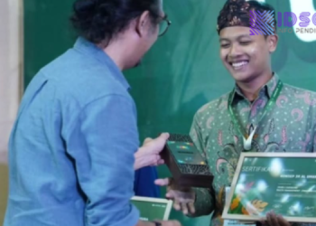 SMA Al Umanaa Boarding School Ubah Citra Asrama Kumuh Lewat Gerakan CEI