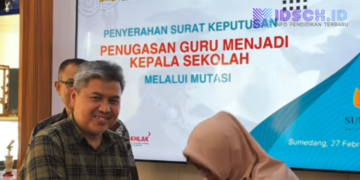 20 Guru Terima SK Bupati, Resmi Jabat Kepala Sekolah SMP dan SD di Sumedang