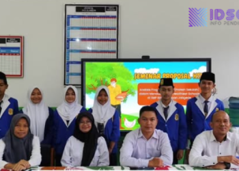 Murid Kelas IX SMP Bina Harapan Jatigede Tampil Layaknya Mahasiswa, Seminarkan Proposal Penelitian Ilmiah