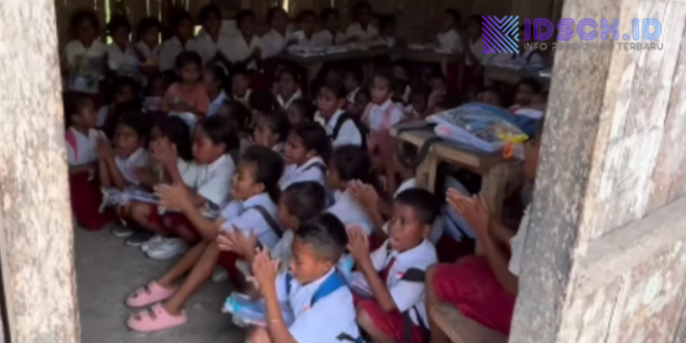 Sekolah Bambu di NTT Viral, Semangat Anak-Anak Bo’of Jadi Pengingat Arti Pendidikan