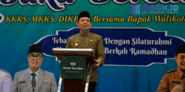 Apresiasi untuk Pahlawan Pendidikan, Wali Kota Bengkulu Siapkan Hadiah Umrah bagi Guru dan Kepala Sekolah Terbaik