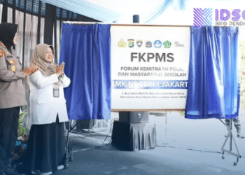 Kadisdik DKI Jakarta dan Kapolda Metro Jaya Resmikan FKPMS untuk Ciptakan Sekolah Aman