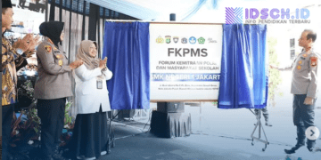 Kadisdik DKI Jakarta dan Kapolda Metro Jaya Resmikan FKPMS untuk Ciptakan Sekolah Aman