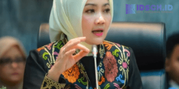 Pemerintah Resmi Batasi Penggunaan Sosial Media dan AI untuk Anak