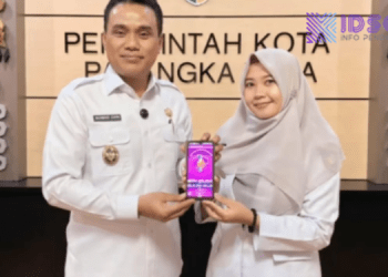 Math Galaxy: Aplikasi SPLDV Karya Guru Palangka Raya