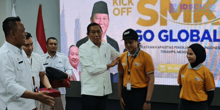 Belum Punya Skill? Mulai 2027 Bisa Ikut Program SMK Go Global