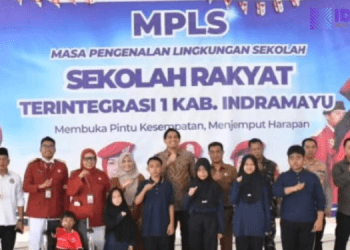 Kunjungi Sekolah Rakyat Indramayu, Lucky Hakim: Jangan Minder, Pendidikan Bisa Mengubah Masa Depan