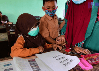 Erupsi Anak Krakatau, Mendikdasmen Minta Sekolah di Daerah Tak Aman Terapkan PJJ