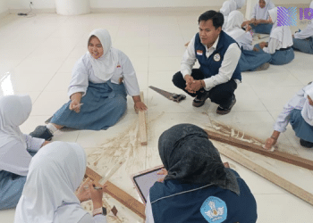 SNT 3 OIKN Terapkan Pembelajaran STEM Lewat Kebun Vertikal dengan Irigasi Pintar